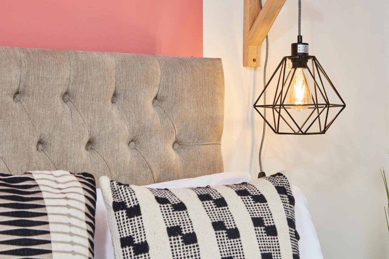 Stunning City Centre 3 Bed, 3 Bath - Sleeps 8! Lägenhet Leeds  Exteriör bild