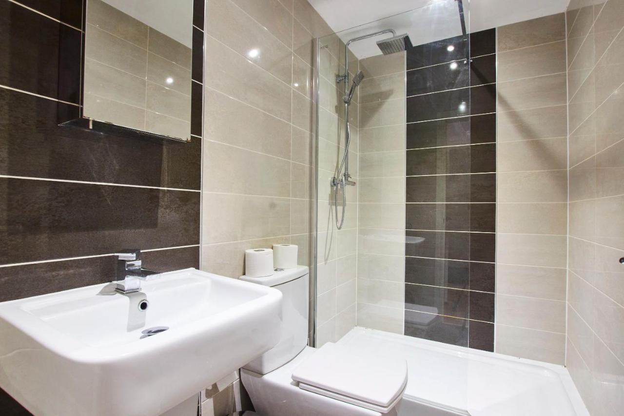 Stunning City Centre 3 Bed, 3 Bath - Sleeps 8! Lägenhet Leeds  Exteriör bild